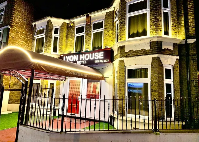 Lyon House Hotel
